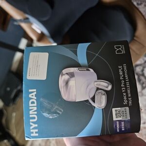 Hyundai Space V3 Pro Purple Earphones